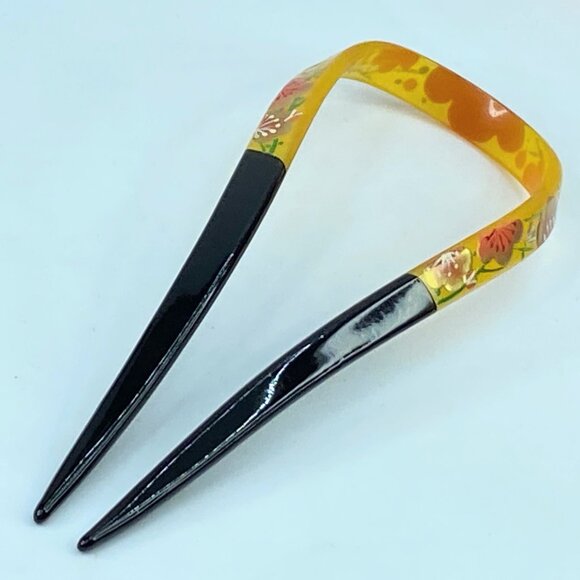 Kanzashi Hair Ornament With Red Plum Blossom Design With Green Accents GS522 main image 8